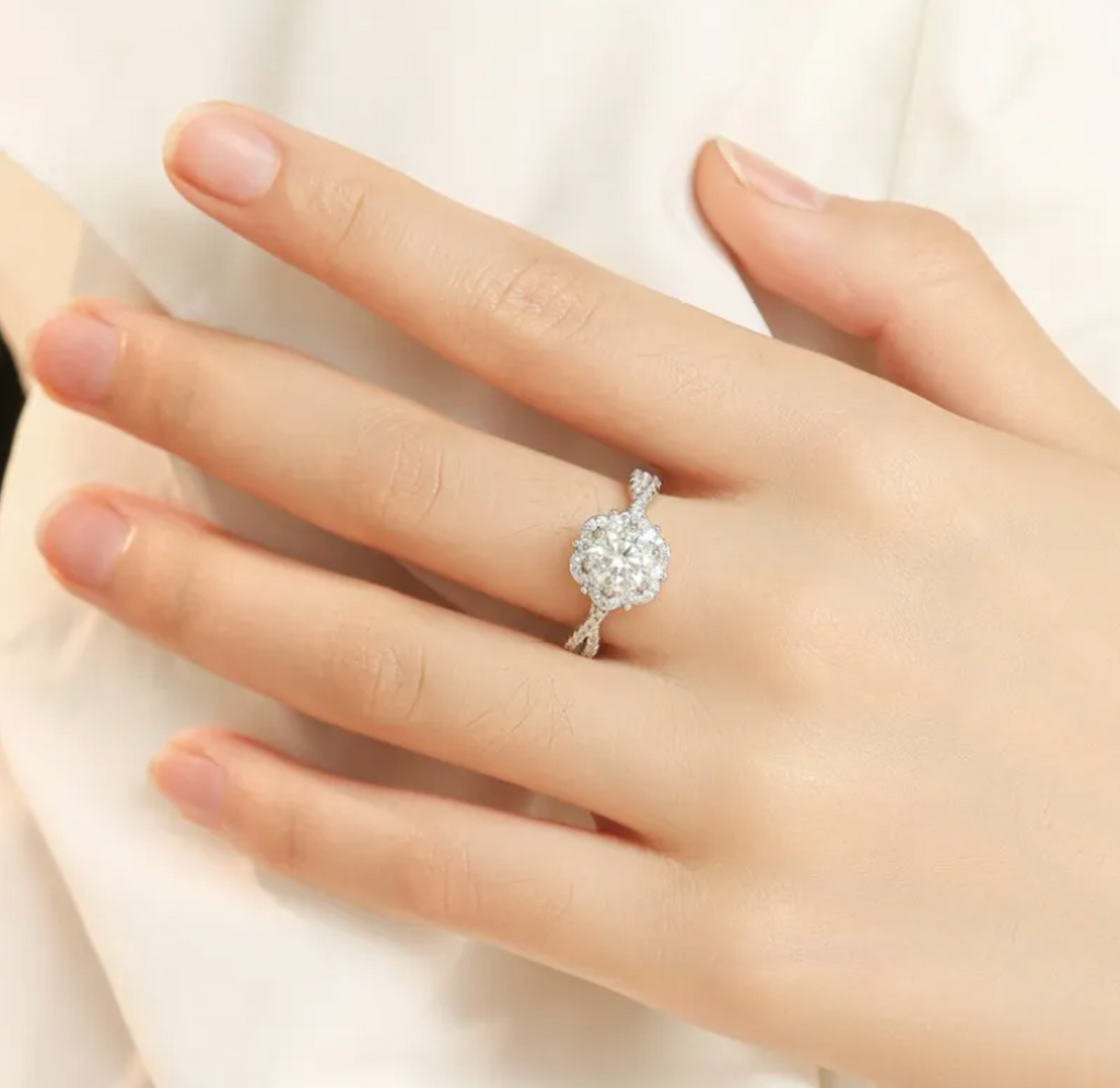 Women's Adjustable Diamond Ring